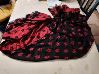 Set 2 sciarpe: gialla e nera, rossa e nera