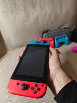 Nintendo Switch + Accesorios
