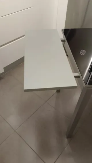 Mesa de cocina extensible cristal y metal