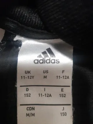 Chaqueta Adidas Negra con Rayas Blancas