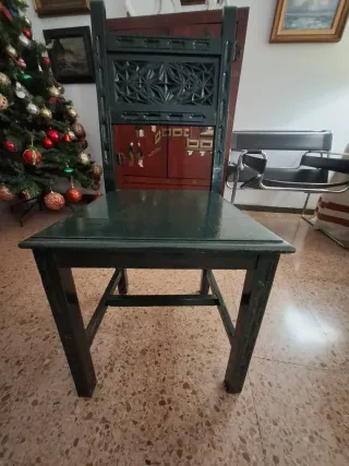 2 Sillas de Madera Verdes