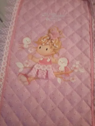 Tabla de planchar de juguete rosa