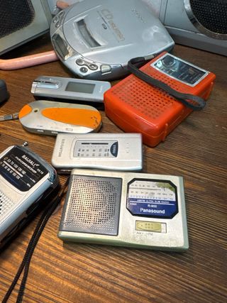 Lote 13 radios para reparar/piezas