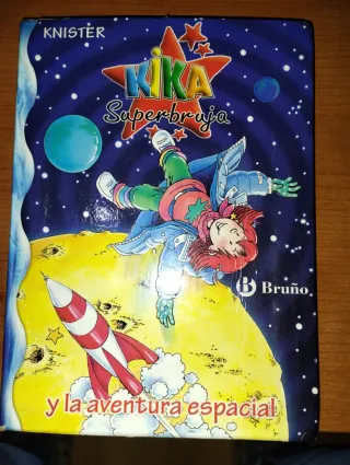 Kika Superbruja y la aventura espacial (Kika Su...