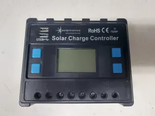 Regulador Carga Solar 12V/24V 30A