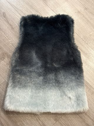 Chaleco Zara pelo degradado gris