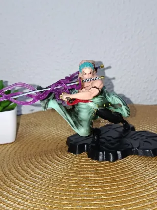 Figura Roronoa Zoro - One Piece