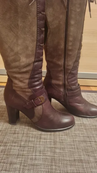 Botas de ante y piel marrones talla 38