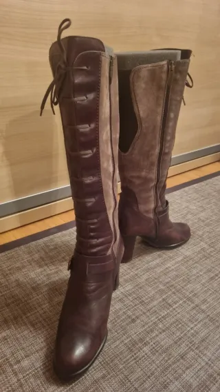Botas de ante y piel marrones talla 38