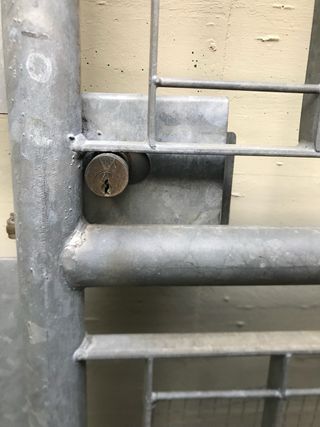 Cancello zincato a due ante cm 50