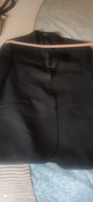 Traje de hombre negro