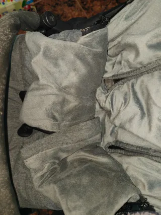 Carro de paseo con capota XXL + forro piernas