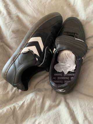 Zapatillas Hummel Negras T.42 casi nuevas