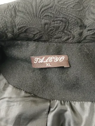 Abrigo fino lana negro y morado