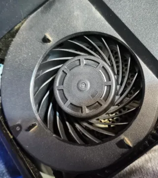 Consola Sony PS4 Pro 11 nidec