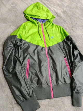 Felpa Nike con zip grigia e verde