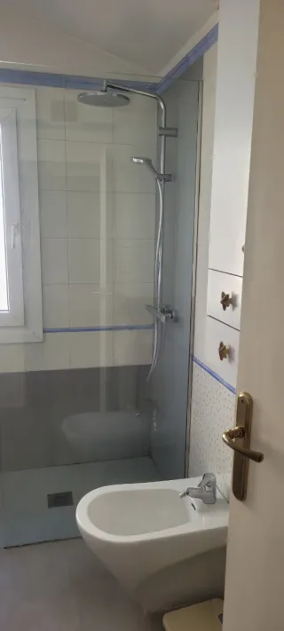 Casa, 2 pisos, garage, jardin.