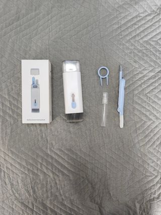Kit de limpieza para teclados y auriculares 7 en 1