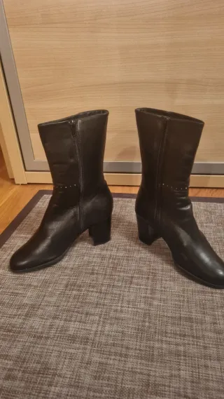 Botas de piel negras talla 38