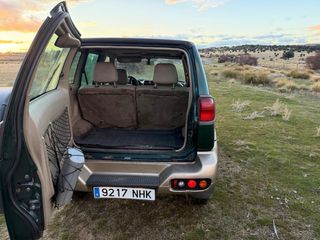 Nissan Terrano II 2002