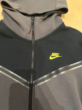 Conjunto Nike Tech Fleece Negro/Gris