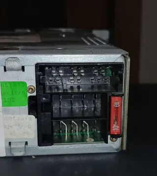 Radio Seat AURA cd con CODIGO DESBLOQUEO