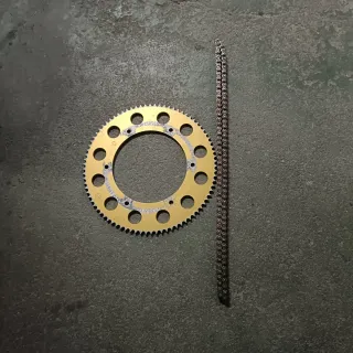 Cadena y corona para kart.