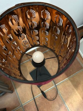 Lámpara mesita de noche