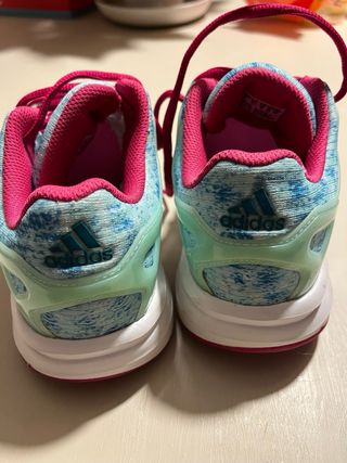 Deportivas Adidas Mujer/ Niña Talla 35