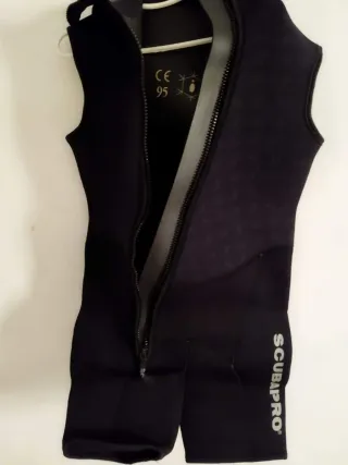 Traje De Neopreno SCUBAPRO Con Vapucha