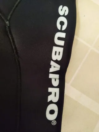 Traje De Neopreno SCUBAPRO Con Vapucha