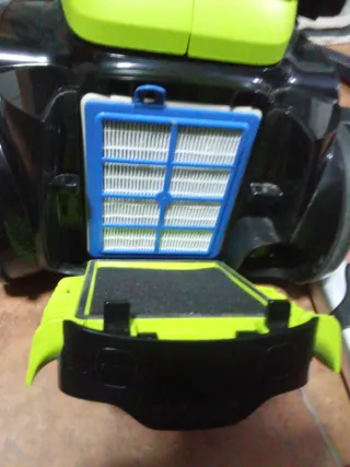 Aspiradora Electrolux Ultrasilencer Zen Green