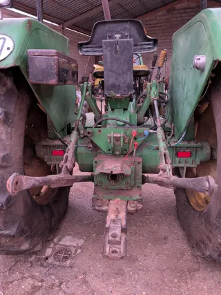 Tractor John Deere 2850