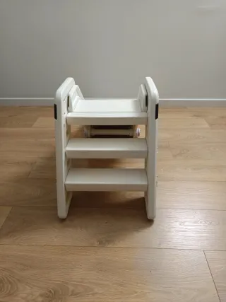 Tobogán infantil plegable blanco y gris