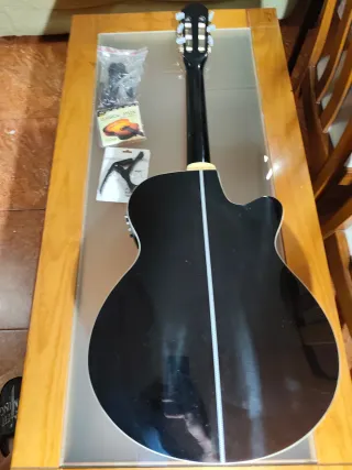 Guitarra Negra Acústica