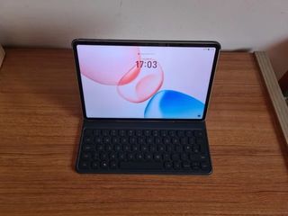 Honor Pad 10 con funda teclado y lápiz