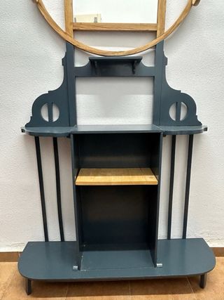 Mueble recibidor con espejo reciclado