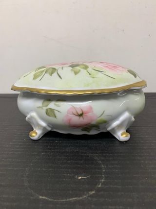 Portagioie in ceramica con rose