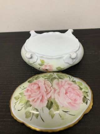 Portagioie in ceramica con rose