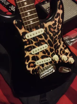 Guitarra Eléctrica Fender Squier Affinity