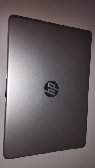 HP 14s-dq2021ns como nuevo