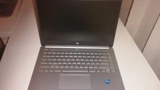 HP 14s-dq2021ns como nuevo