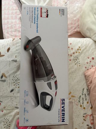 Aspirador Severin de mano a batería