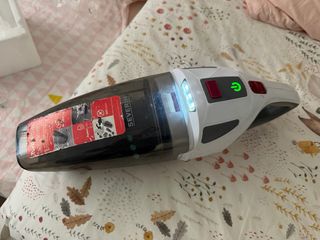 Aspirador Severin de mano a batería