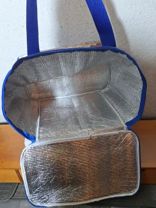 Nevera azul con diseño vintage