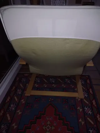 Sillón mecedora IKEA madera