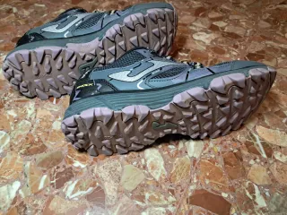 Zapatillas Joma Trail Montaña Gris/Morado