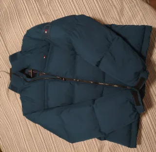 Abrigo plumífero Tommy Hilfiger