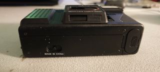 Macchina fotografica Explorer 35mm con flash