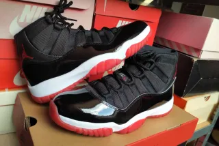 Jordan 11 Nero Rosso Taglia 41